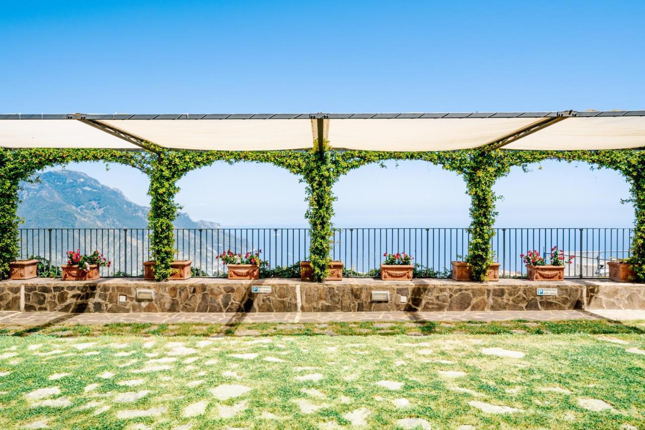 Appartamento Emma In Villa Laura Scala Eksteriør billede