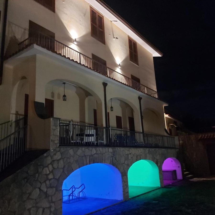 Appartamento Emma In Villa Laura Scala Eksteriør billede